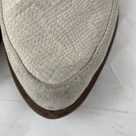 KELSI DAGGER Off White Snake Print Loafer - Picture 12 of 13